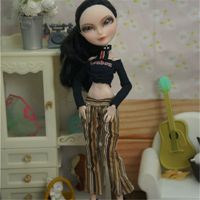 Одежда для кукол (Monster High) третья волна — одиночные костюмы, разные цвета