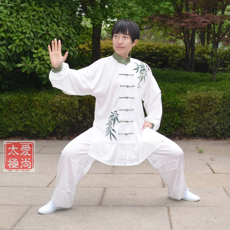 High-end custom spring and summer breathable competition clothing for men and women martial arts practice clothing high-end performance bamboo embroidery Tai Chi clothing