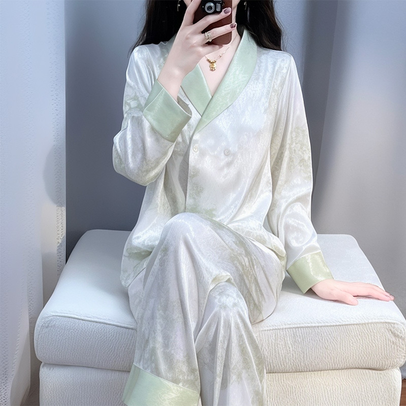 Victoria Pajamas for Women Spring & Fall V Neck Season Thin Mulberry Silk High-End Long-Sleeved Silk Home Wear Set Victoria Pajamas for Women Spring & Fall V Neck Season Thin Mulberry Silk High-End Long-Sleeved Silk Home Wear Set