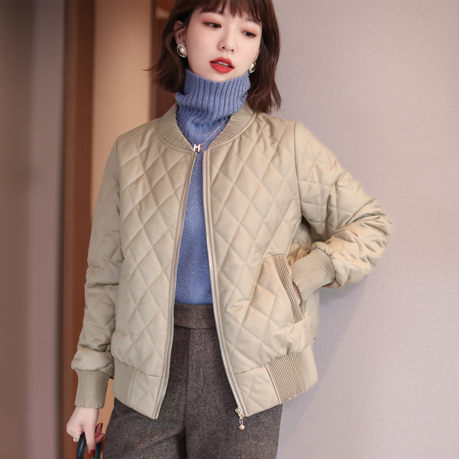 FENPERATE 2022 Fashion and Winter 2022 new stylish diamond press and leisure warm zipper coat