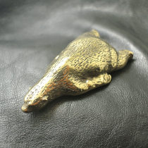 Dongguan Breaking Copper Pure Bronze Polar Bear Swing Piece Groveling Bear Brass Small Metal Hardware Retro Desktop Car Obsessed with your car