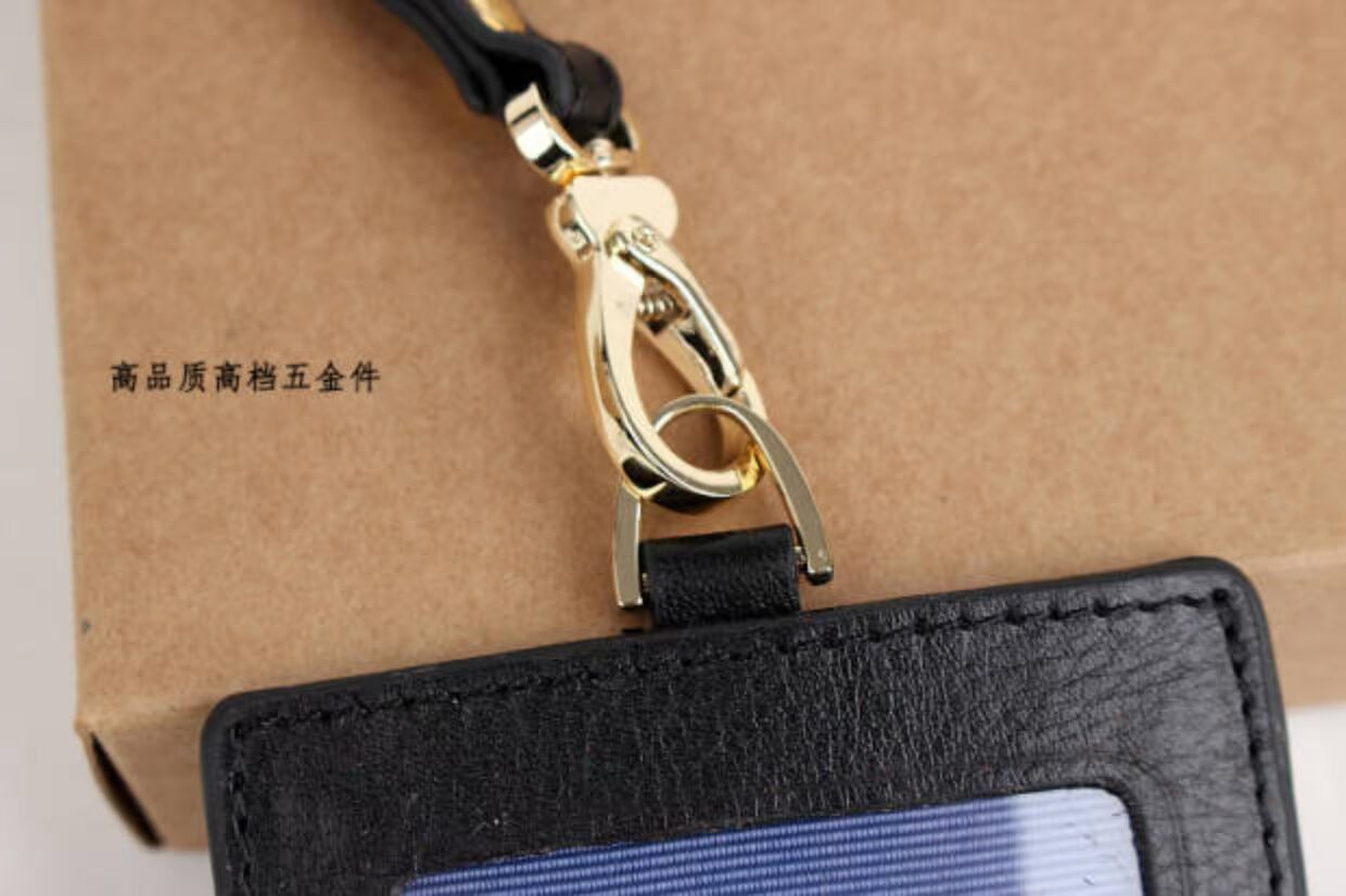 Thẻ công việc bộ thẻ xe buýt bằng da thẻ sinh viên bộ thẻ xe buýt tùy chỉnh thẻ gạo thẻ thẻ thẻ thẻ kiểm soát truy cập ví đựng thẻ atm có nút đẩy thẻ