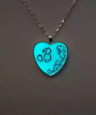 Initial British hand made particularly charming beautiful blue luminous heart shaped light pendant necklace