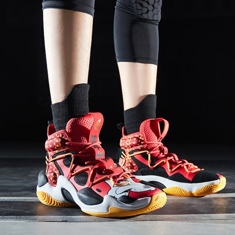 Li-Ning Air Raid 6 Basketball Shoes Men's New High-Top New Year Mickey Mouse Collaboration Practical Basketball Shoes Abaq011