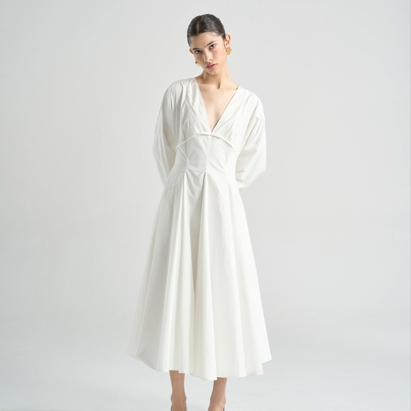 Vinnager25 Autumn and Winter French V-Neck Large Hem Bow White Dress New Slim-Fit Black Dress