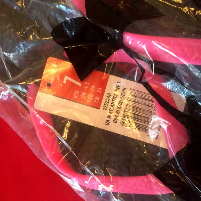 Một đôi giày thể thao Dema Under Armor UA Dép nữ thể thao Dép đi biển 1252540 cửa hàng crocs chính hãng