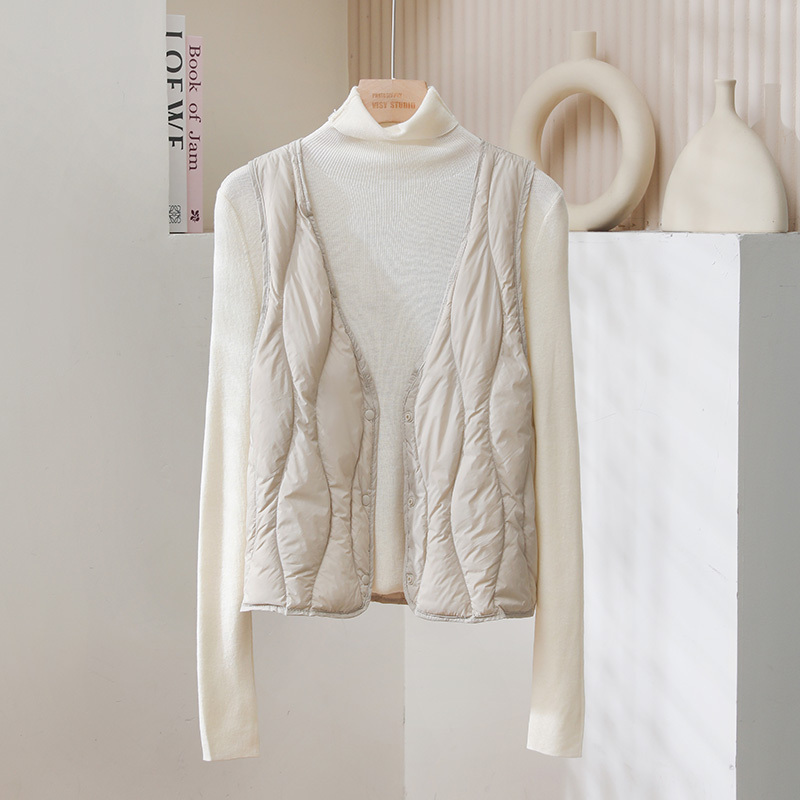Lightweight down Vest for Women, New Autumn and Winter Short Style, V-Neck, White Duck down Inner Lining, Warm Inner Layer, Base Layer Vest