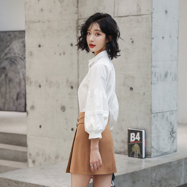 Autumn design sense niche OL white shirt women's new Korean fan loose lantern sleeve top small fresh lapel shirt