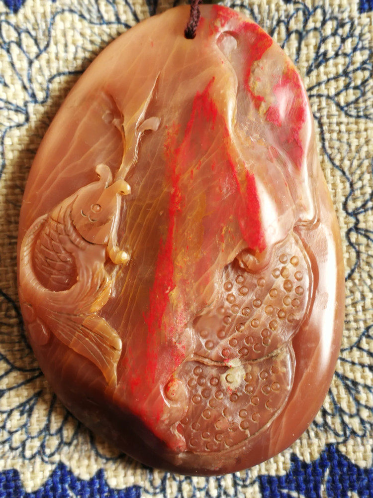 Natural Changhua chicken blood stone handle (every year there is more than nephrite bottom lotus root starch frozen Bahrain Shoushan Laoguotian Huangshi