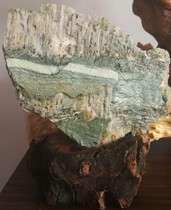 Alashan agate Gobi Jade pictographic stone Zhangjiajie Green Mountains and Green Water is a natural mixture