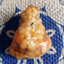 Alashan oil-run fish agate natural pictograph stone Little gourd pendant eye stone blood vein red tendon