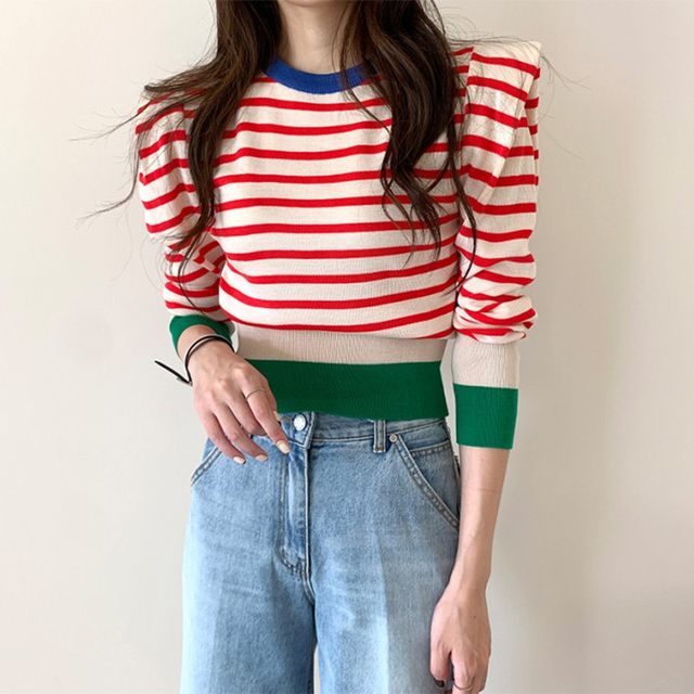 Korean chic age-reducing all-match round neck pullover with contrasting color stripes looks thin and high waist short puff sleeve knitted sweater for women