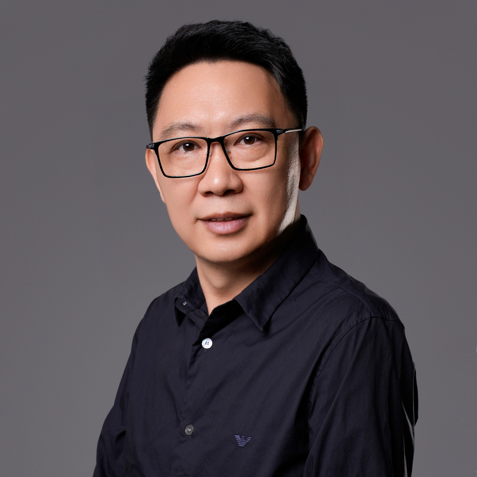 陈总配镜工厂店的LOGO