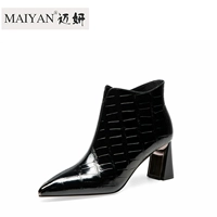 5575-Черная бархатная подкладка