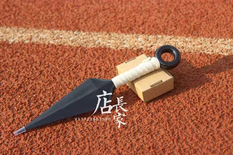 Vũ khí Sasuke Naruto Naruto cay đắng không có hộp COSPLAY xung quanh món quà phi tiêu shuriken cosplay pokemon