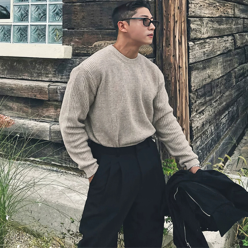 European and American Style Small Neckline Core-Spun Yarn Knit Sweater for Men with Pleated Texture, Slim Fit Long-Sleeve Sweatshirt, Pleated Ribbed Knit Sweater