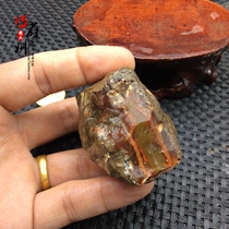 Exquisite and pure natural Xuanhua Shanggu Warring States red agate carvings ornaments bright raw stone 38 yuan