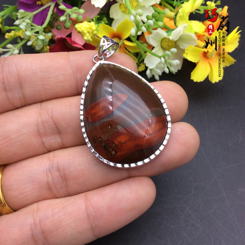 Beautifully pure natural Xuanhua on the ancient Warring States Red Manau hanging pendant accessories Collection Class inlaid personality necklace 