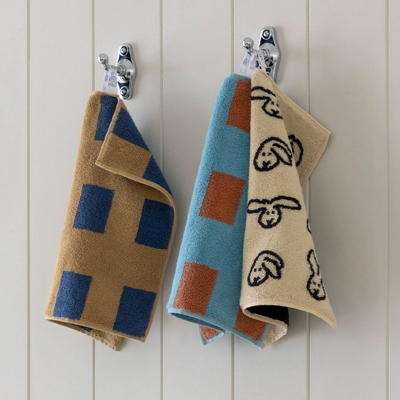 Korean Warmgreytail Cartoon Pattern Pure Cotton Hand Towel Combed Cotton Square Towel High-End Towel Gift Niche Korean Warmgreytail Cartoon Pattern Pure Cotton Hand Towel Combed Cotton Square Towel High-End Towel Gift Niche