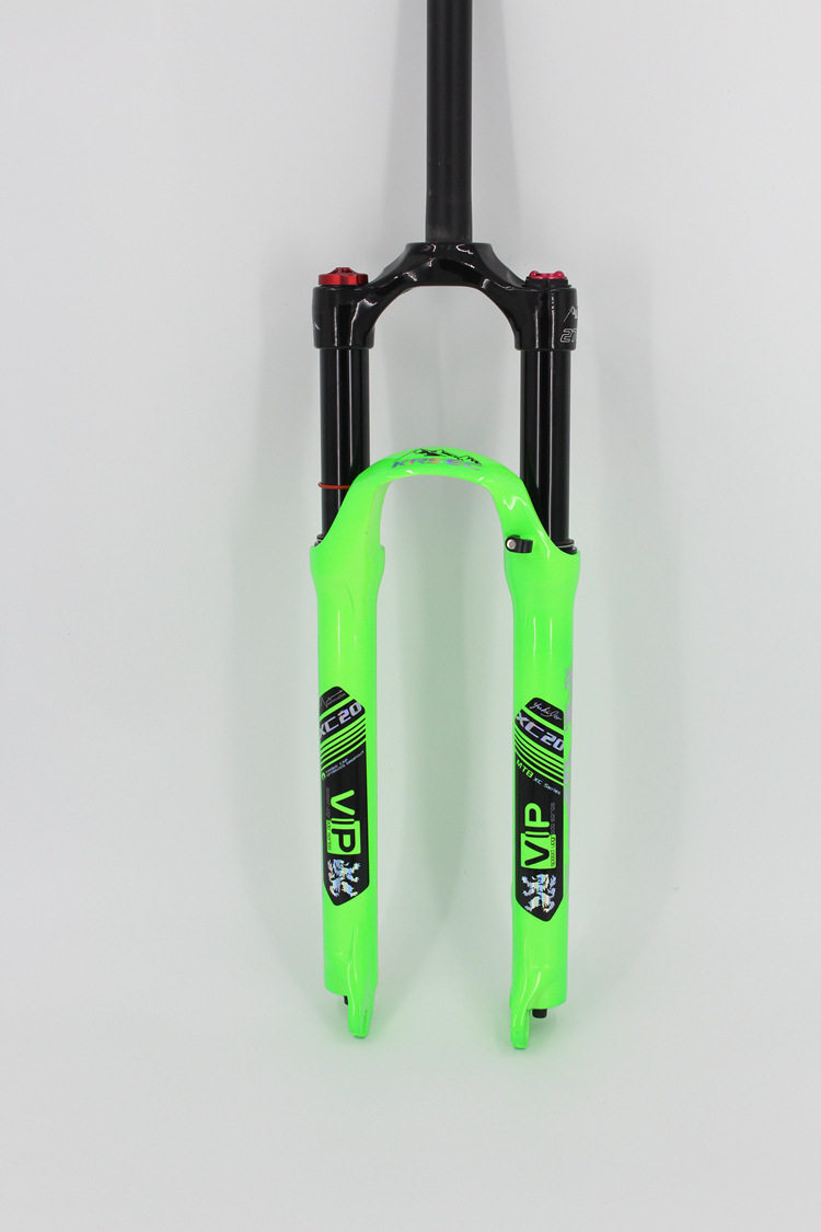 Krsec Rainbow Bid Fork 24.jpg