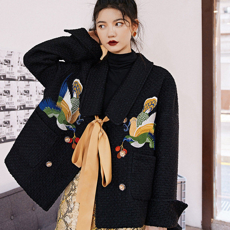 Black wool street suit Europe and America large-yard women wear mature embroidered hair coat female manufacturer direct sales