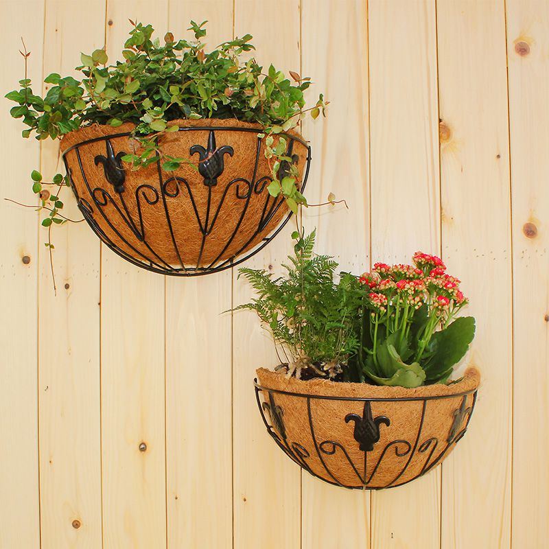 Flower frame can be fixed on the wall hanging free punched gold frame hanging balcony flower basket pot tile