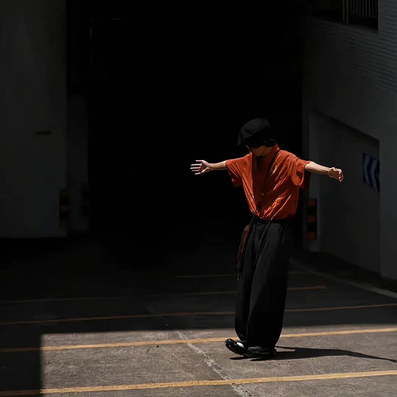 八月模玩