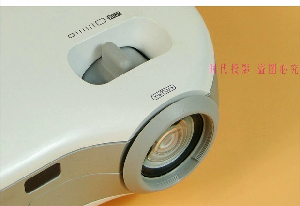 NEC VT676 vt670 VT470 sử dụng máy chiếu HD gia đình kinh doanh 720P máy chiếu mini cầm tay