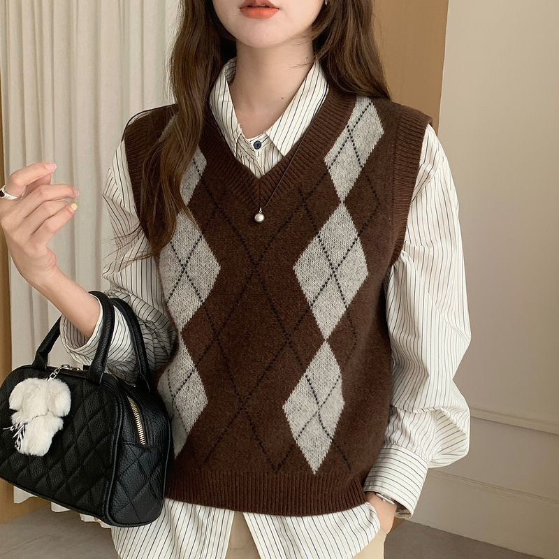 100% Pure Wool Vest for Women, Diamond Pattern Sleeveless Sweater, Autumn and Winter Pullover Layered Vest, Loose Knitted Top