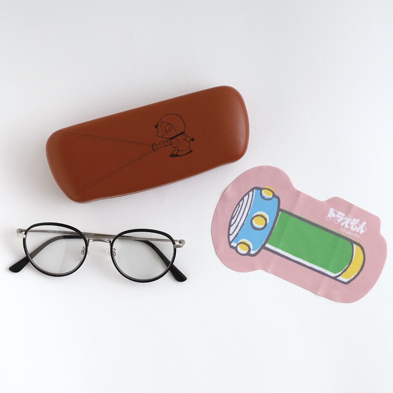 Japanese Imported Doraemon Collaboration Eyeglass Case Children's Anti-Pressure Sunglasses Student Boys High-End Storage Box Cloth Japanese Imported Doraemon Collaboration Eyeglass Case Children's Anti-Pressure Sunglasses Student Boys High-End Storage Box Cloth