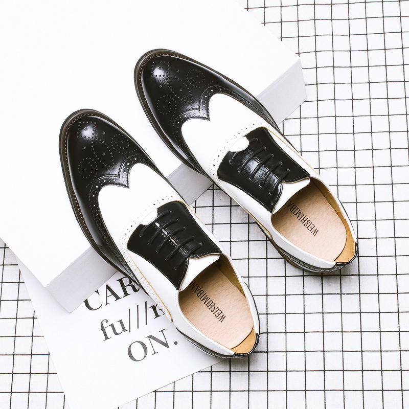 Summer Bullock carved male shoes Han version Inlen leather shoes Men's casual business pointed Black Wedding Tide Shoes