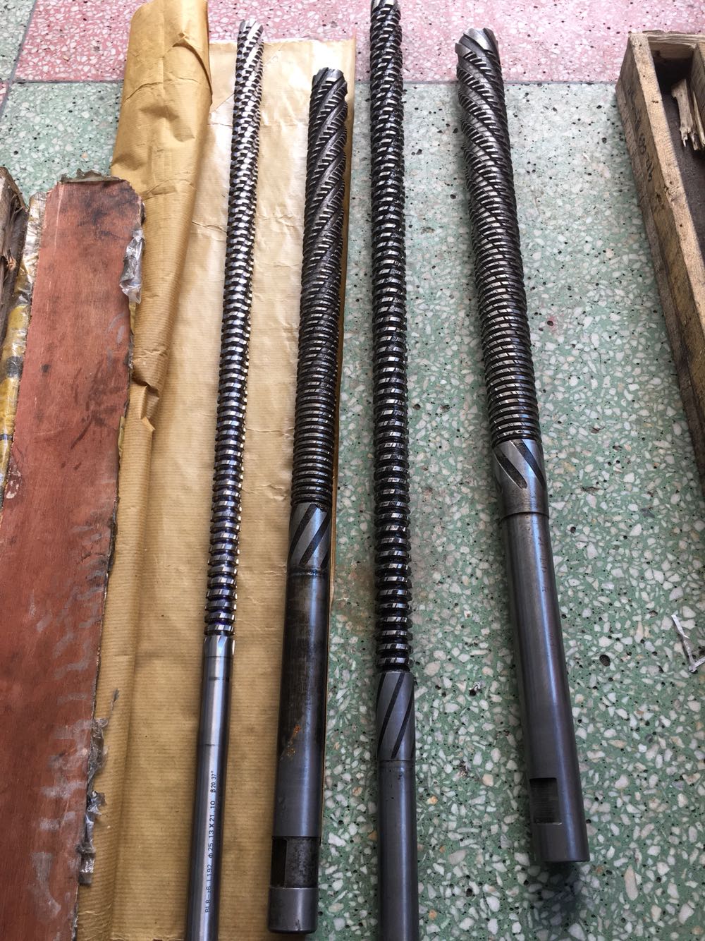 Non-standard custom spline spiral broach involute spiral broach