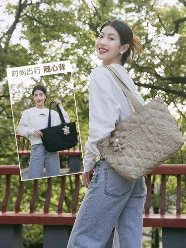 Демисезонная универсальная сумка для принцессы