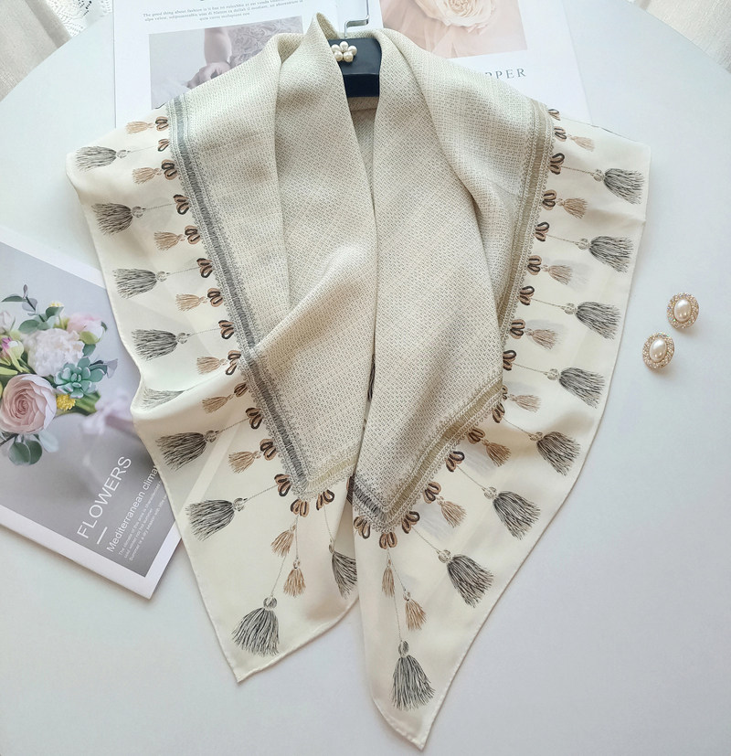 French elegant flow soda printing silk double crepe scarf large square scarf 90cm decorated with sauna silk scarf