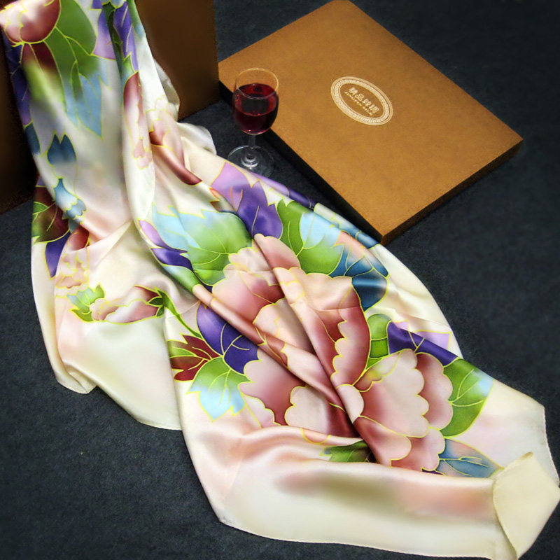 Autumn-winter high-end hand-painted heavy-pound genuine silk scarves with large square towels 100% mulberry silk scarlet satin face shawl silk