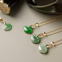 Meadowan innovative natural emerald green floating flowers Ruyi A stock certificate Original design gift k gold Jewelry Pendant