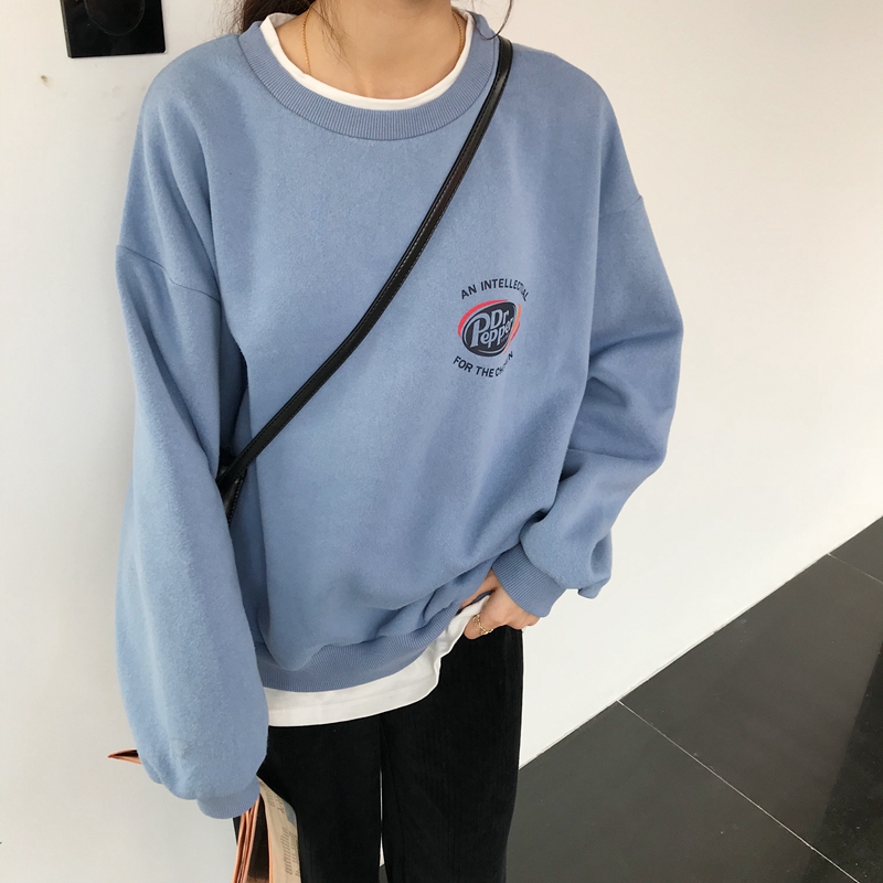 The real price has been checked for Korean version of two sets of flanneled stitching printed letter sanitary garments in autumn and winter vacation