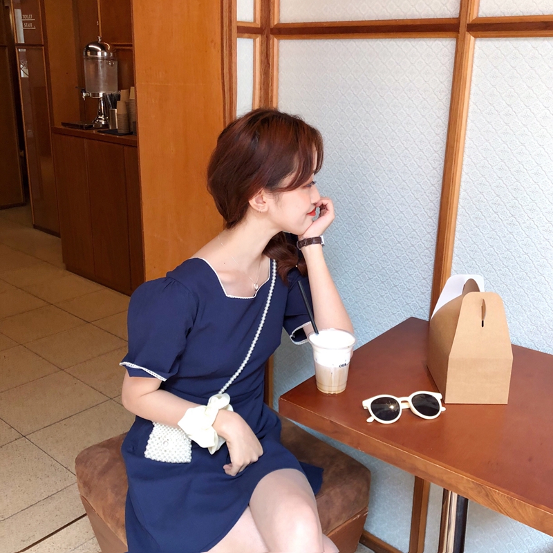 VK旗艦店 韓系時尚小露背滾邊氣質短袖洋裝