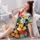 2020 new modal pyjama phụ nữ mùa hè quần cắt ngắn phù hợp với phụ nữ trung niên phục vụ tại nhà - Cặp đôi