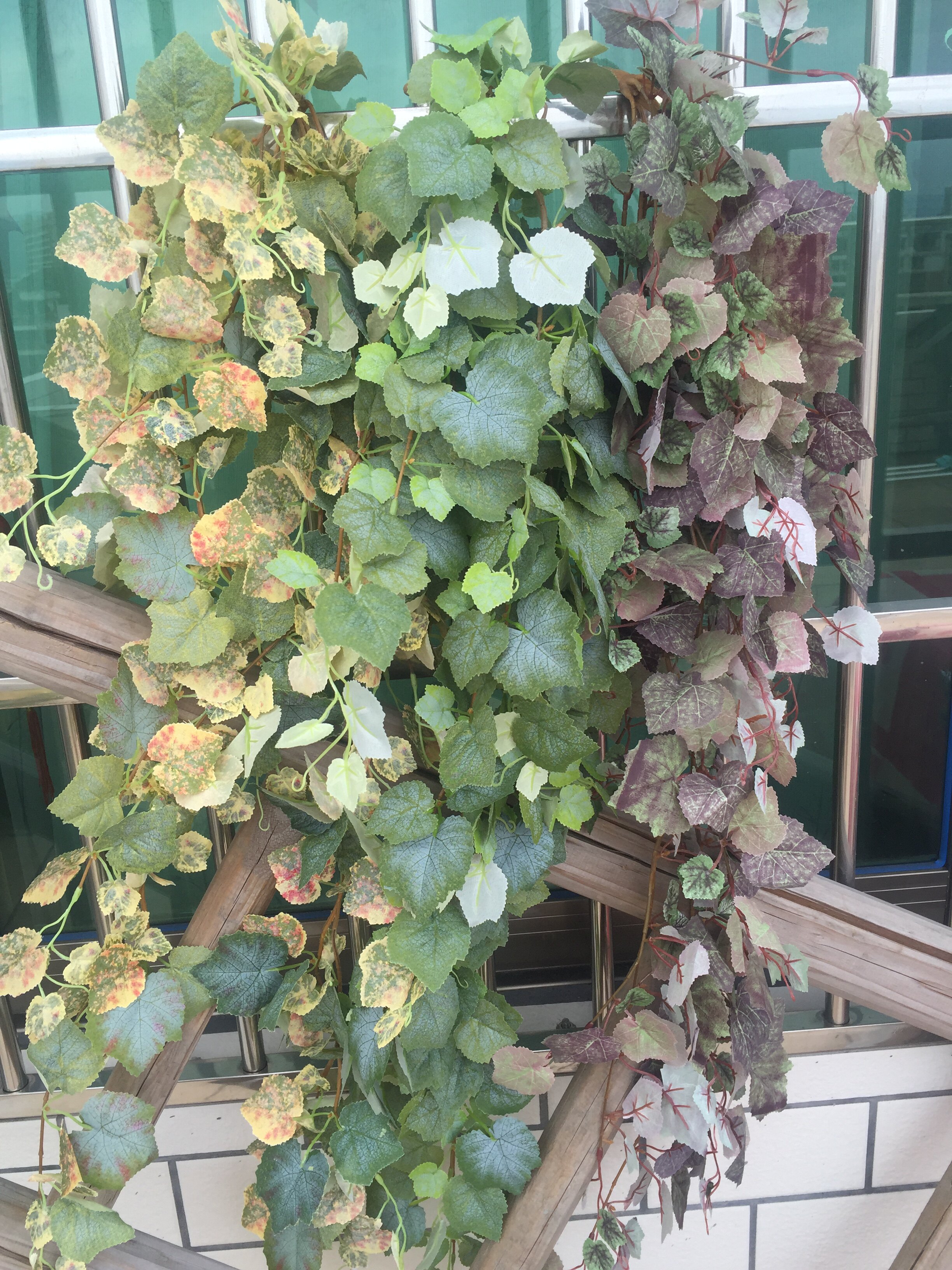 New simulation plant green plant rattan vine ivy green Luo wall hanging embankment leaf vine fabric fake flower decoration