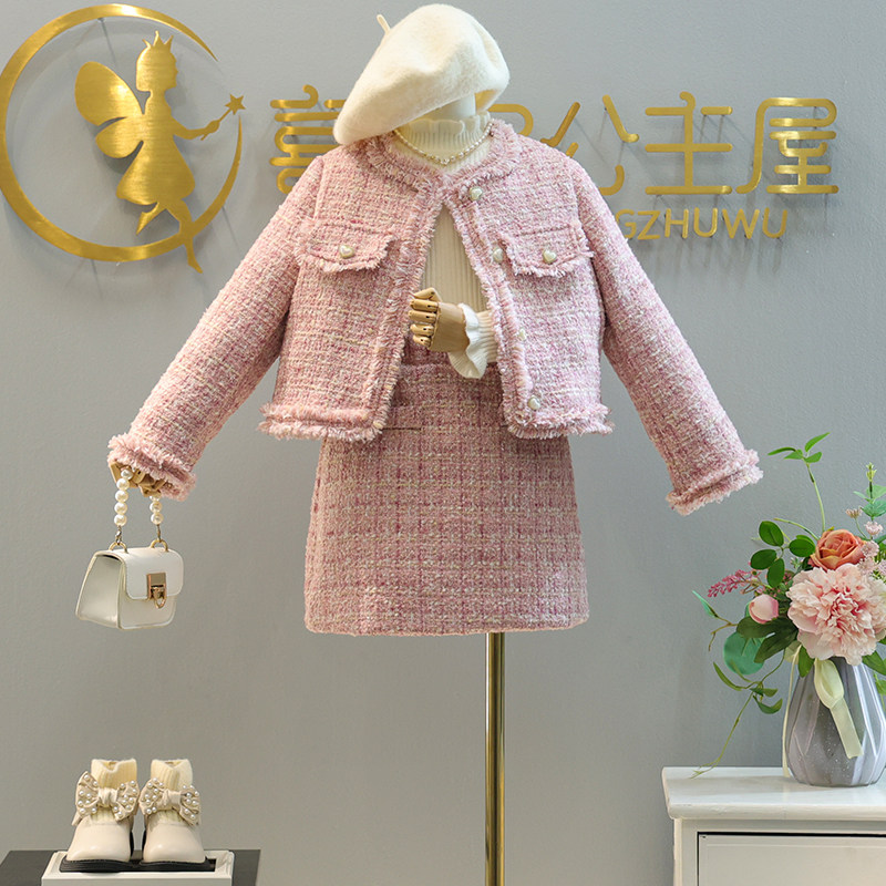 Girl's little fragrant wind suit 2023 new winter clothing little princess trendy foreign air Two sets of children's girls New Year's dress-Taobao