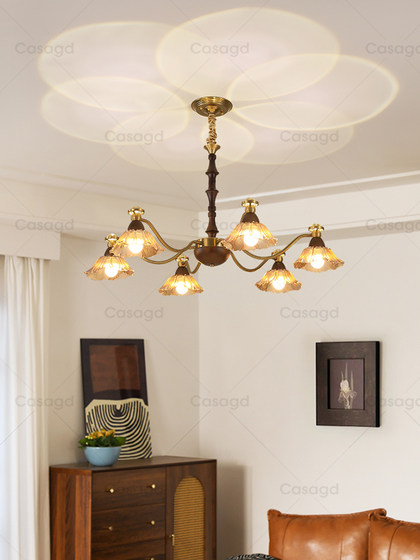 French-Style Vintage Living Room Chandelier, Bedroom Light and Shadow Atmosphere Lamp, American Retro Petal Dining Room Projection Lamp Casagd