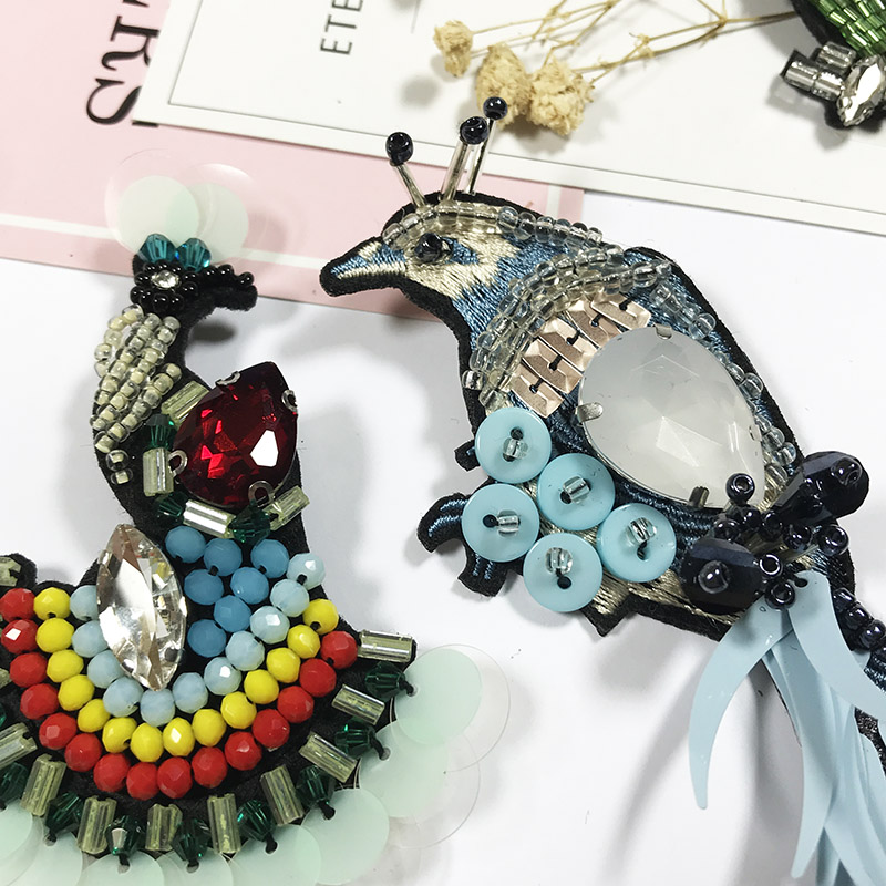 Mùa hè mới thêu trâm sequin chim DIY quần áo phụ kiện túi trang sức huy hiệu áo sơ mi trang trí pin hoa cài áo