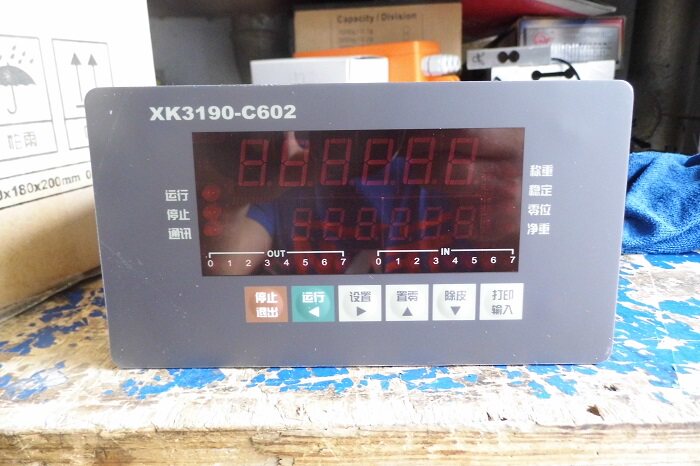 Shanghai Yaohua XK3190-C602 weighing control instrument quantitative packaging filling automatic batching upper and lower limits
