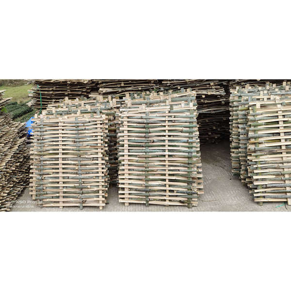 Bamboo Rafts, Construction Site Bamboo Frames, Bamboo Raft Boards, Bamboo Rafts, Bamboo Jump Boards, Bamboo Sheet Boards, Construction Site Bamboo Fences, Bamboo Jump Boards, Bamboo Sheet Boards