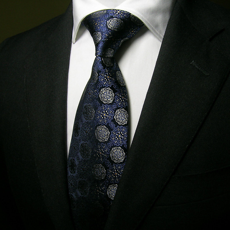 Ptah Aum banquet Tie Blue Dots Business Real Silk Tie Men's Fashion Business Wedding Tie