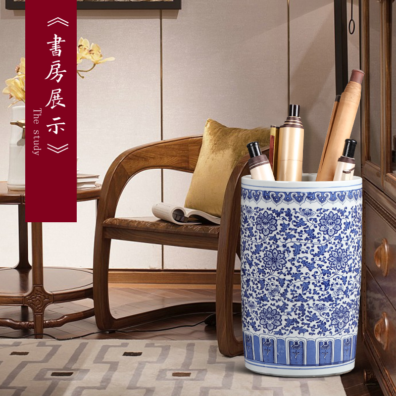 Jingdezhen ceramic quiver and calligraphy scrolls cylinder receive calligraphy painting cylinder study large blue and white porcelain vases, fall to the ground