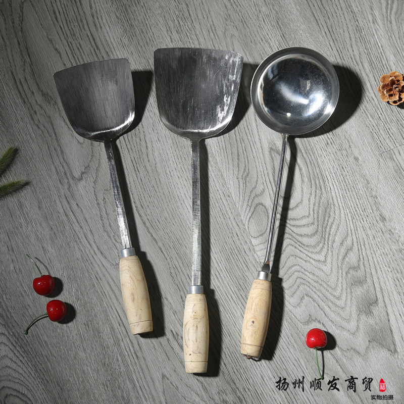 Old-fashioned stainless steel thickened cooking shovel spoon wooden handle long handle household porridge spoon soup spoon anti-scalding spatula professional