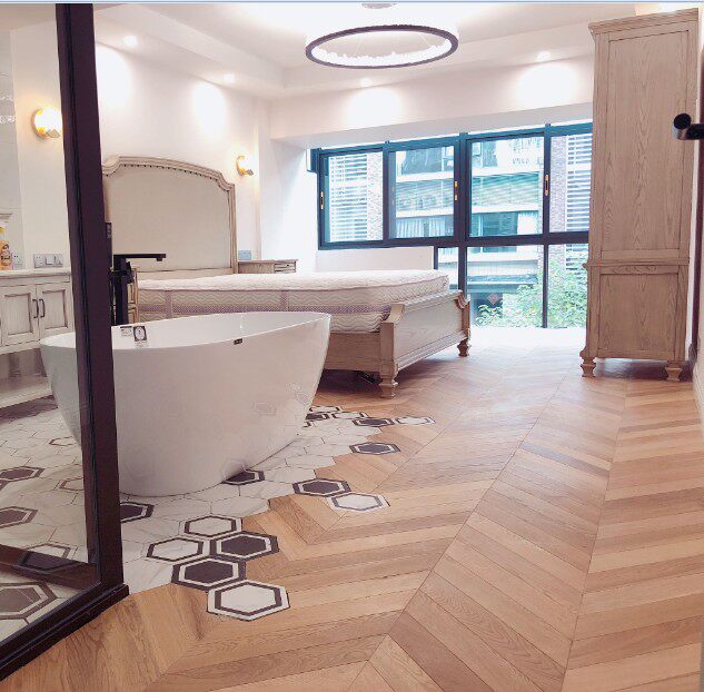 5G lock export factory direct sale oak floor three-layer solid wood floor herringbone fish bone geothermal warm environmental protection E0