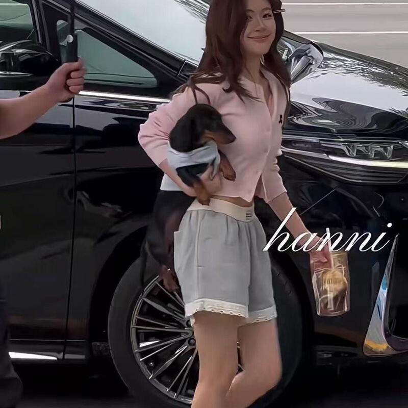 Lace-Trimmed Shorts Similar to Ruth's Style, Women's Wide-Leg Hot Pants, Summer Elastic Waist Loose Three-Quarter Pants, Sweatpants Lace-Trimmed Shorts Similar to Ruth's Style, Women's Wide-Leg Hot Pants, Summer Elastic Waist Loose Three-Quarter Pants, Sweatpants